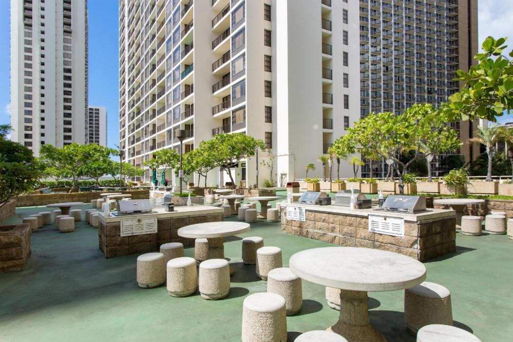 Waikiki Banyan Modern One Bedroom Free Parking Honolulu Exteriör bild